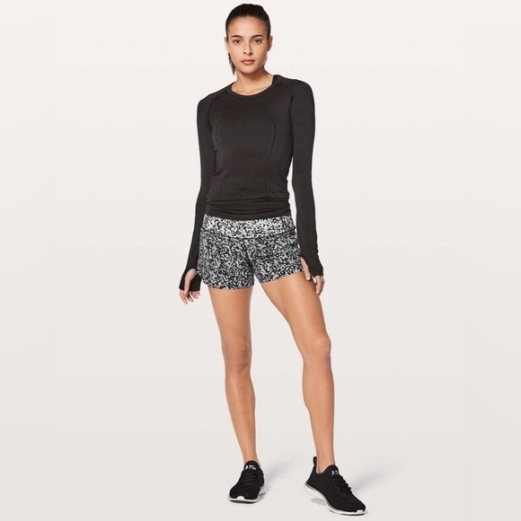 Lululemon Run Times Athletic Short II 4" / Chirasu Black Alpine White Sz 10 - Picture 2 of 10